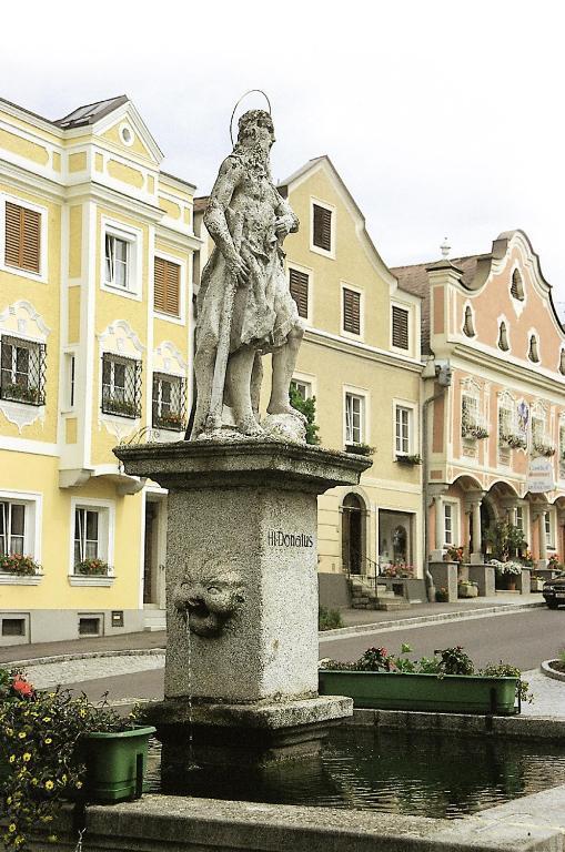 Hotel Sammer Neufelden Exteriör bild